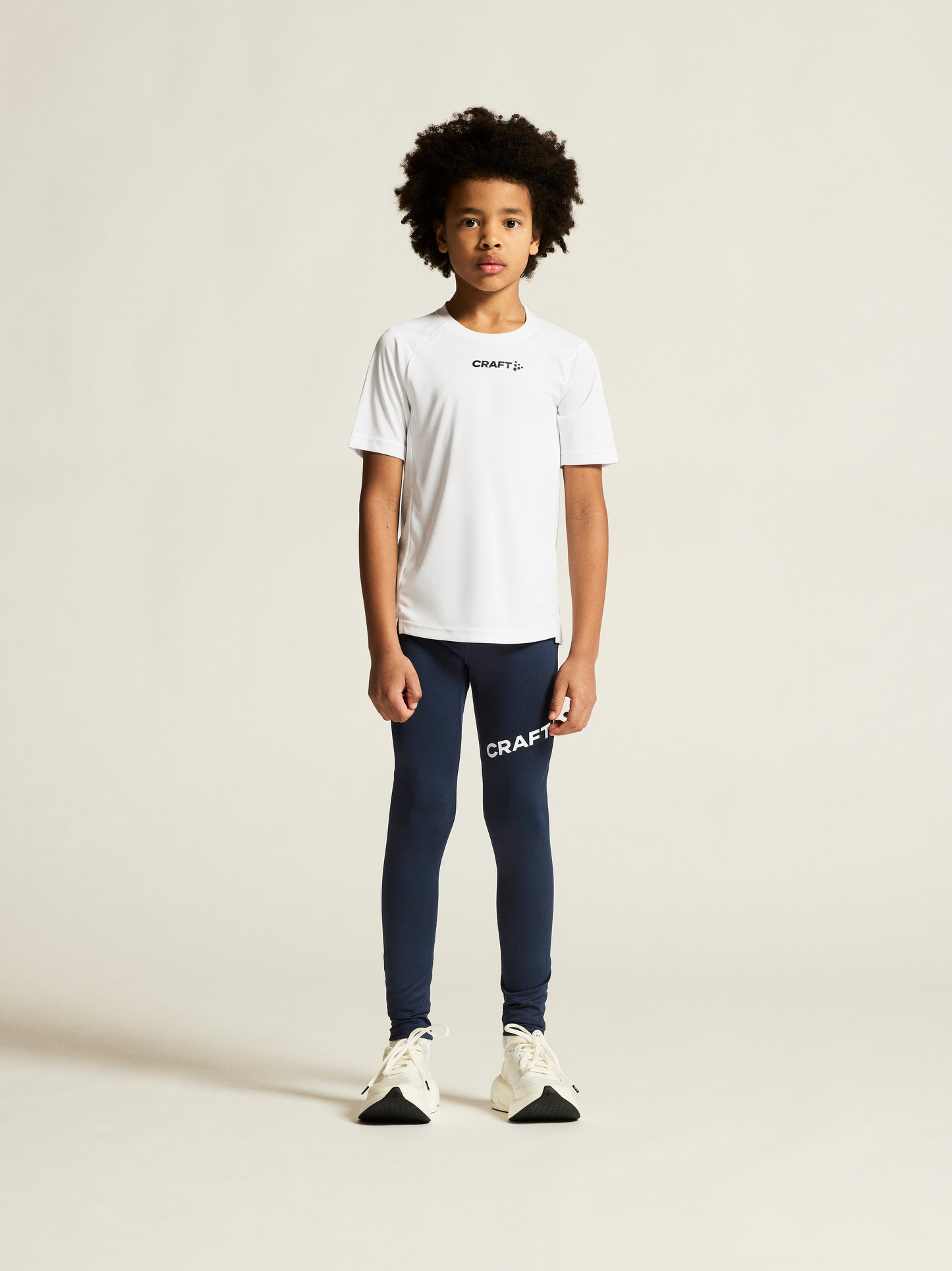 Hlíð - Stutterma bolur - Hvítur