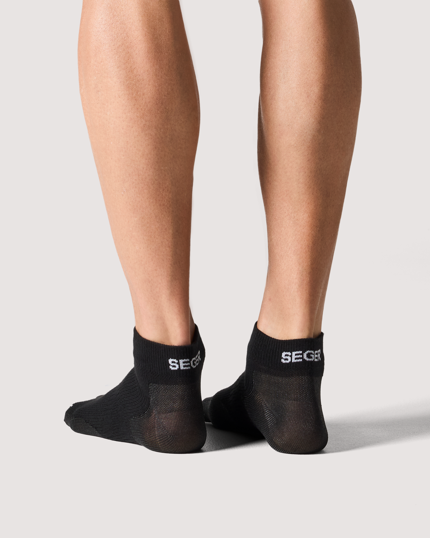 SEGER - Hlaupasokkar - Comfort Light Reduct Low - svartir